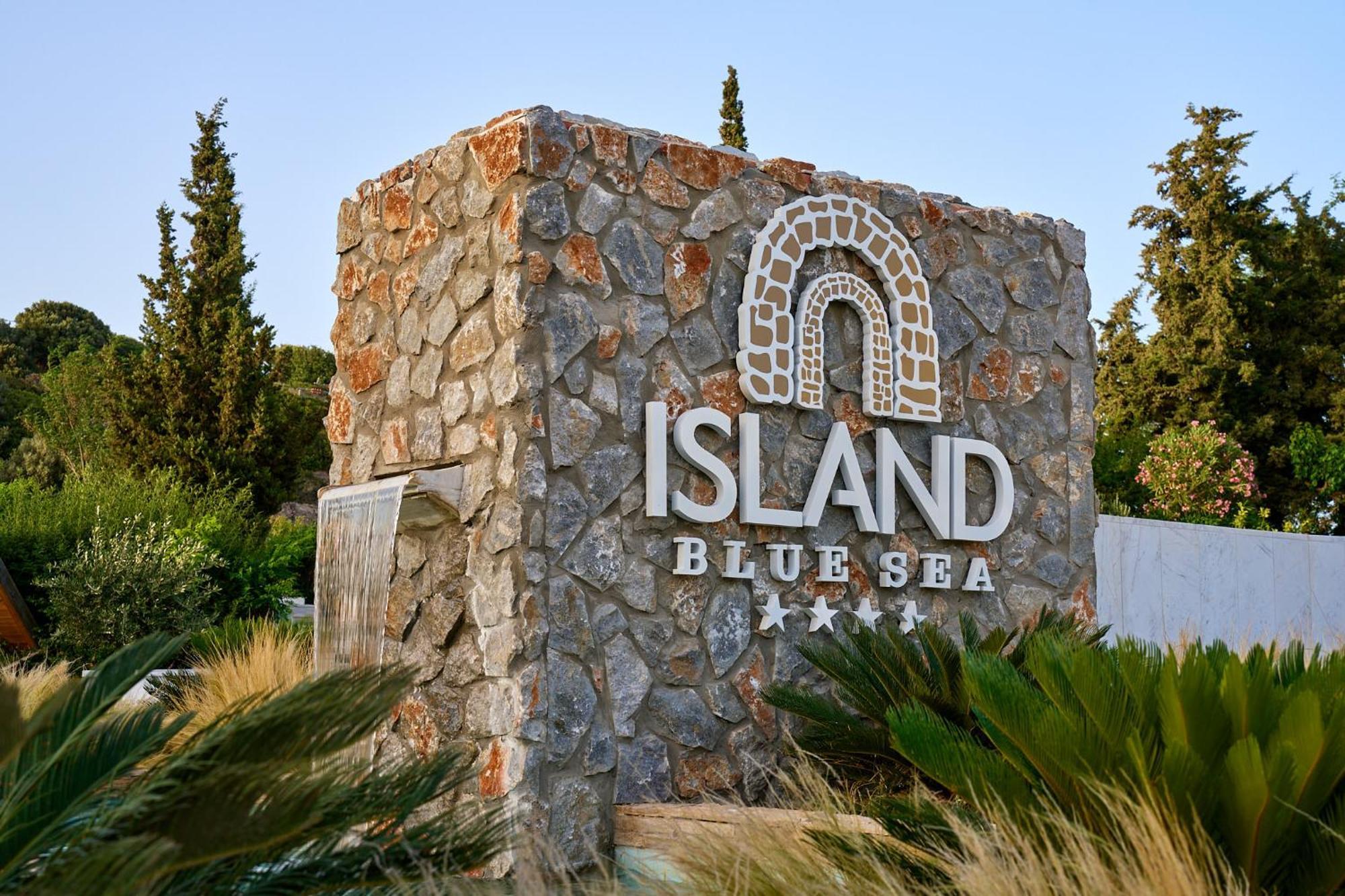 Hotel Blue Sea Island 4*